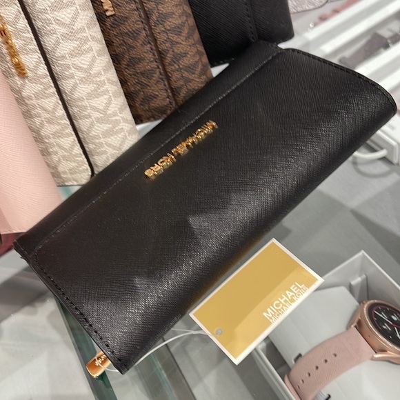 MICHAEL KORS JET SET TRAVEL LARGE TRIFOLD WALLET BLACK COLOR - Picture 14 of 16